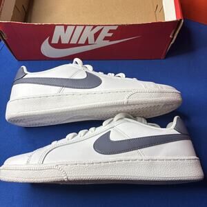 Nike Court Royale 794747-105 White Light Carbon Men Shoes New Size 7 Men’s